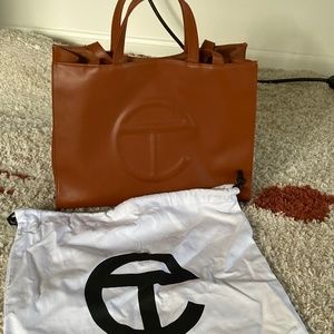 Medium Telfar Shopping Bag
